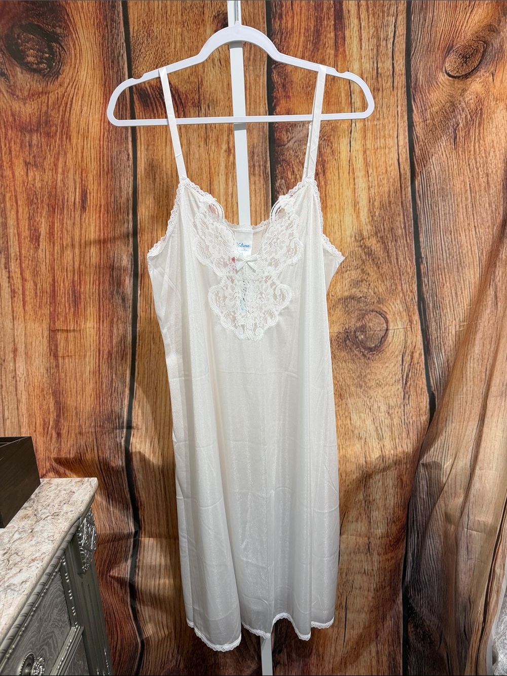 NWT!  Velrose Full Slip Size 36 (PTP-20.5”) White